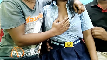 दो मर्दों ने कॉलेज की लड़की को जबरन चोदा – हॉट हिंदी वॉइस