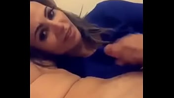 Sultry Desi Babe’s Mouthwatering Blowjob