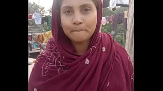 Sultry Bengali Bhabhi’s Wild Village Fuck Fest