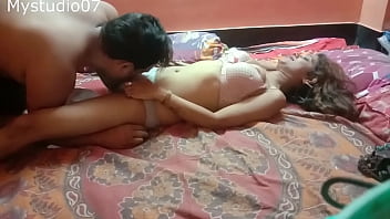 Desi Babe Gets Wild With Delivery Guy In Steamy Home Fuck Session
