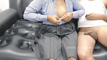 College Girls’ Sweet Pussies In Hindi Vice Over