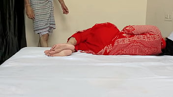 Sasur Ji Ne Bahu Ki Tight Chut Ko Chod Chod Ke Ragad Dala