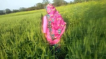 Desi Gaon Ki Bhabhi Jungle Mein Chudai Hindi Xxx