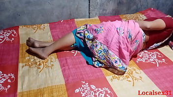 Desi Housewife Gets Pounded Doggystyle In Official Local Sex Tape