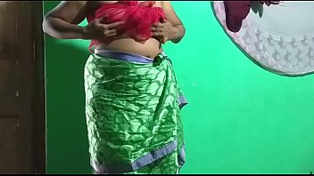 Desi Indian Babe From Tamil Telugu Kannada Malayalam Hindi Vanitha Flaunts Massive Tits And Smooth Shaved Pussy, Squeezing Hard Nipples And Rubbing Wet Slit While Masturbating With A Green Candle