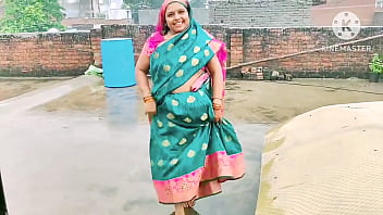Sizzling Bhabhi Gets Drenched And Ravaged In The Rain With Hindi Moans