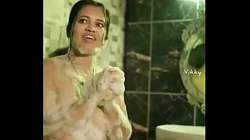 Steamy Indian Stepmom Gets Naughty In The Bathroom