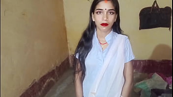 Raw Outdoor Debut: An Indian Virgin’s First Time Unleashed In Hindi