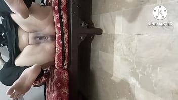Sizzling Pakistani Bhabhi’s Morning Lust Session