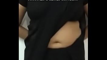 A Deep And Curvy Navel On A Desi Wife