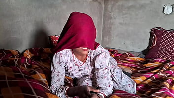 Desi Bhabhi Honeymoon Ki Subah Bhaiya Ke Saath Gaaon Mein Mast Chudai Ka Maza