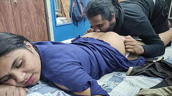 Desperate Mallu Housewife Sheds Her Clothes And Wanks Off Her Young College Stud In Secret