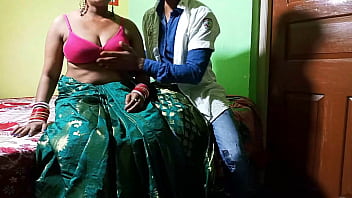 Doctor Ne Bhabi Ka Poora Jism Check Kiya Aur Uske Chut Ko Choda Hindi Audio Ke Saath
