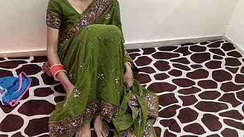 Kitchen Quickie: Horny Indian Stepmom Fucks Her Step-son While Hubby’s Away, Moaning Dirty Hindi Talk