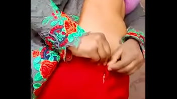 Sultry Desi Dancer Sheds Her Silks