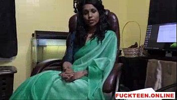 Sizzling Indian Sex Tutor Live On Cam