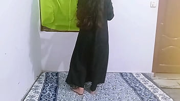 Sultry Desi Temptress Ferzana Bhabhi, Draped In Her Abaya, Surrenders To Forbidden Pleasures