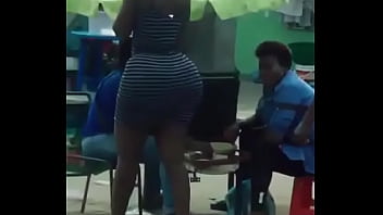 Lagos’ Luscious, Jiggling Giant Booty