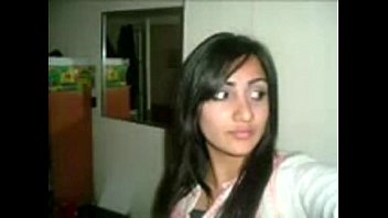 Desi Dancer’s Wild Moves Will Make You Cum Hard